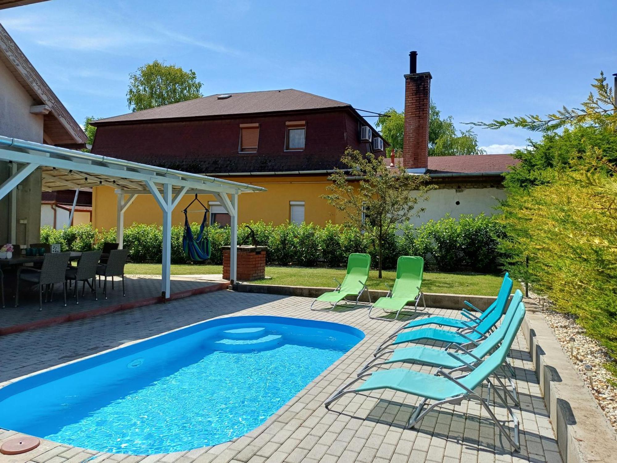 Oliva 8 Fos Balatoni Nyaralo Villa Balatonakarattya Buitenkant foto